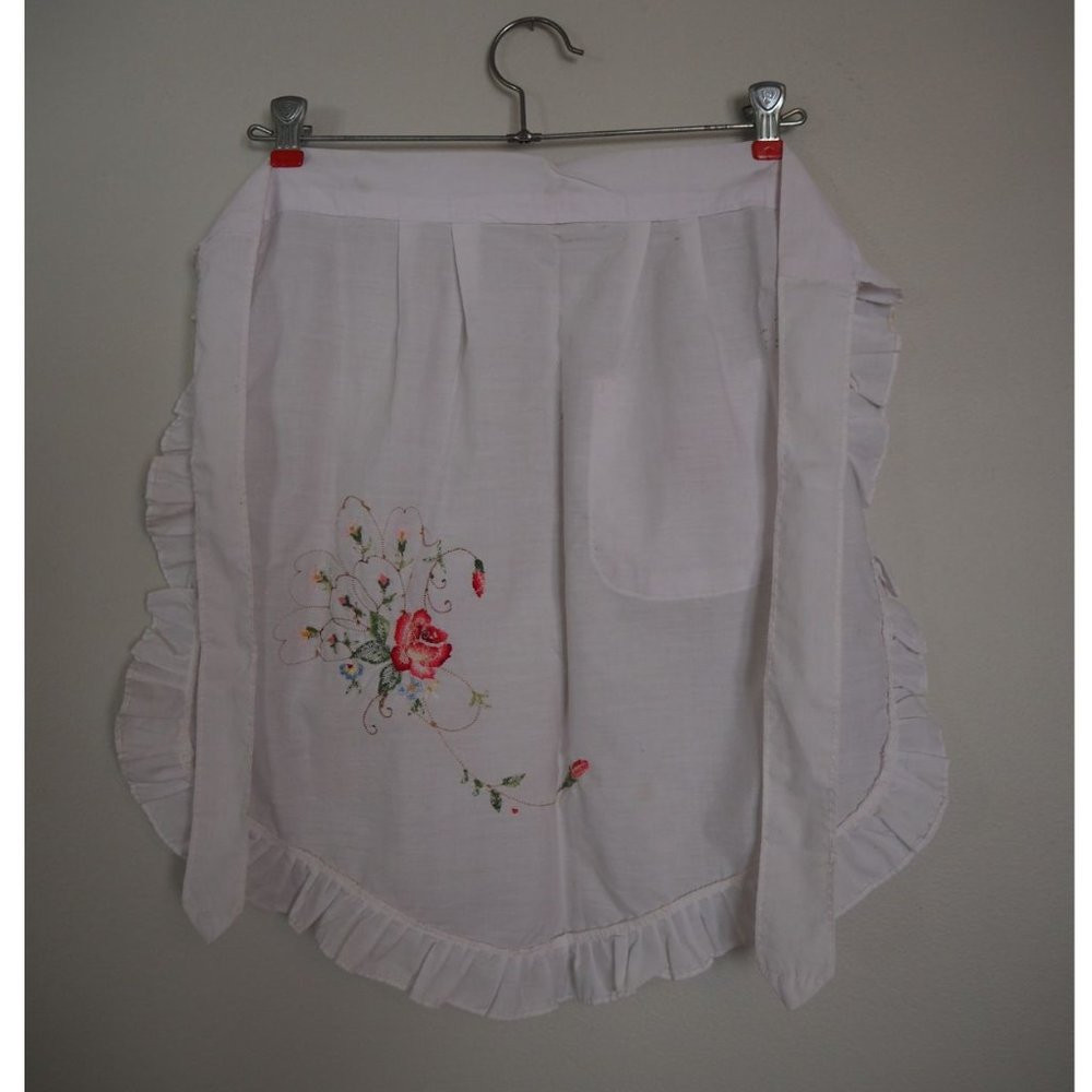 Vintage White Floral Apron